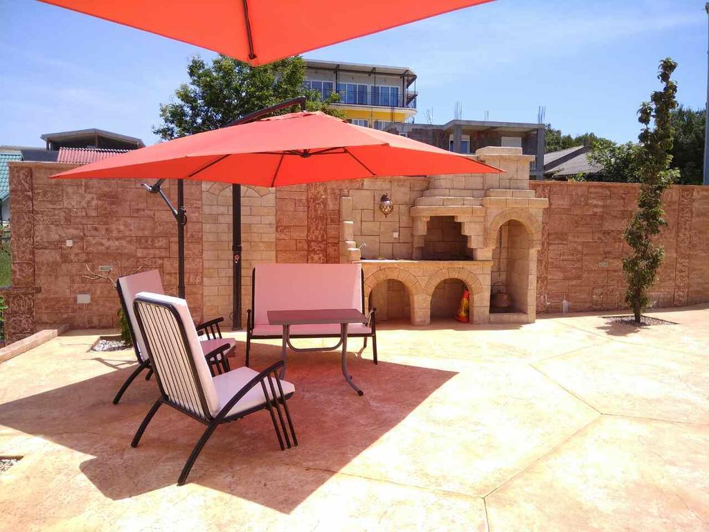 Apartments Vila A1 Dobra Voda Exterior photo
