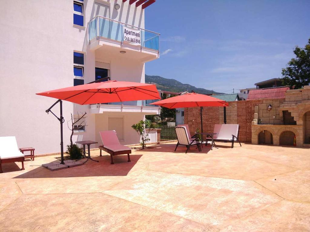Apartments Vila A1 Dobra Voda Exterior photo